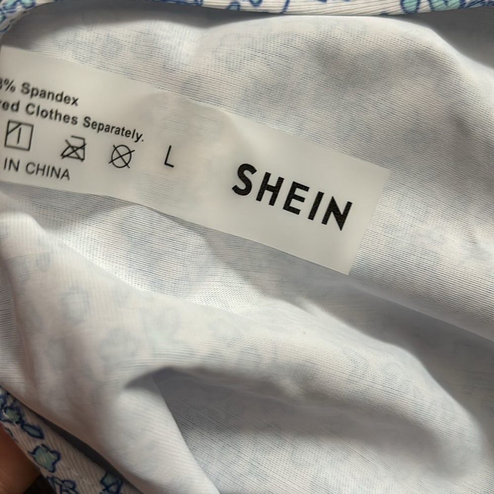 SHEIN Floral Bathing suit set - Picture 6 of 6